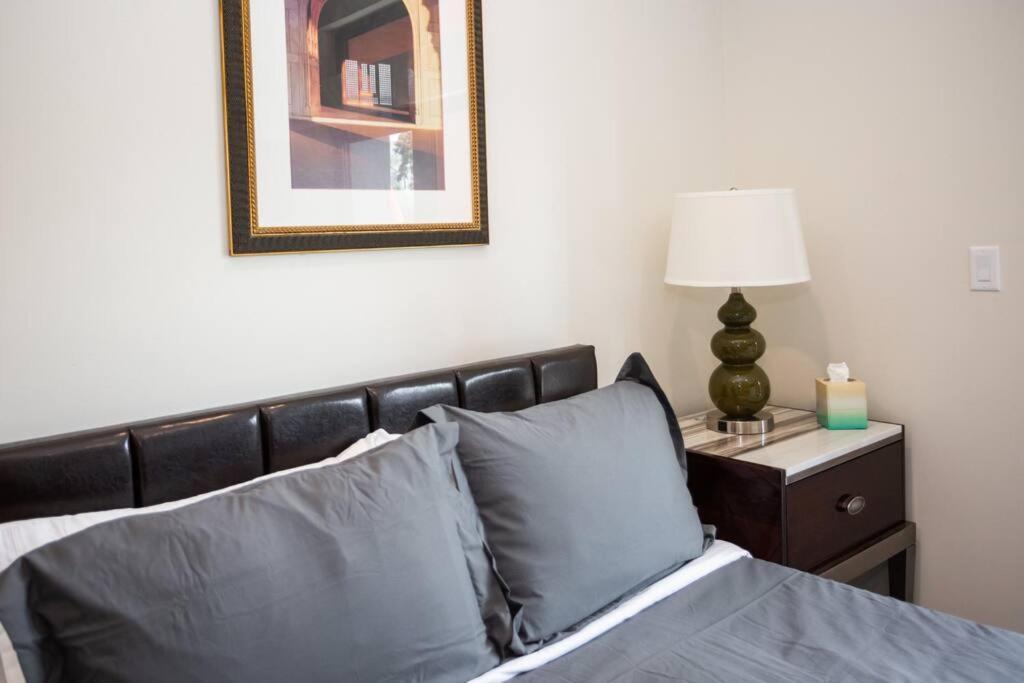 Cute Studio With Large Balcony And Great Park View San Diego Exterior photo